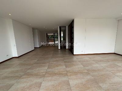Apartamento de 3 alcobas en venta en El Campestre, Medellín, 70 m² · foto 5 de 14