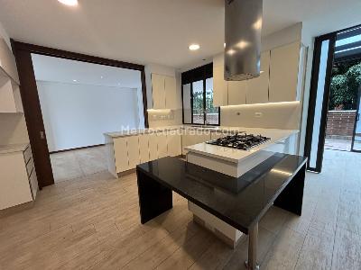 Apartamento de 3 alcobas en venta en El Campestre, Medellín, 70 m² · foto 13 de 14