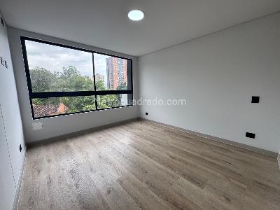 Apartamento en venta en El Poblado El Tesoro, Medellín · foto 15 de 20