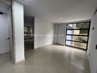 Apartamento en venta en El Poblado El Tesoro, Medellín · foto 16 de 20