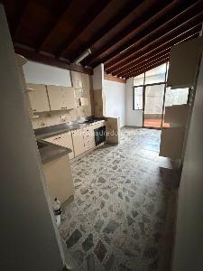 Casa de 5 alcobas en venta en El Velodromo, Medellín, 290 m² · foto 11 de 12