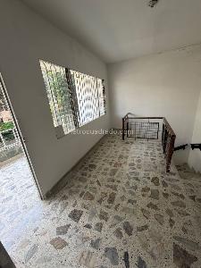 Casa de 5 alcobas en venta en El Velodromo, Medellín, 290 m² · foto 2 de 12