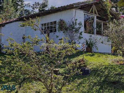 Casa de 5 alcobas en venta en Santa Elena, Medellín · foto 14 de 20