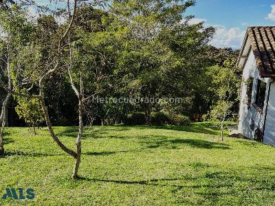 Casa de 5 alcobas en venta en Santa Elena, Medellín · foto 7 de 20