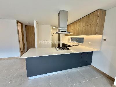 Apartamento de 3 alcobas en venta en Ciudad Del Rio, Medellín, 105 m² · foto 4 de 20