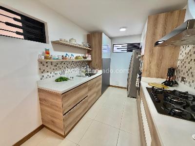 Casa de 3 alcobas en venta en San Antonio De Pereira, Rionegro, 110 m² · foto 2 de 20