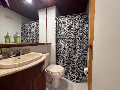 Apartamento en venta en El Poblado Castropol, Medellín · foto 6 de 12