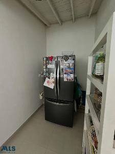 Casa de 5 alcobas en venta en Conquistadores, Medellín, 250 m² · foto 13 de 20
