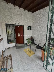 Casa de 5 alcobas en venta en Conquistadores, Medellín, 250 m² · foto 6 de 20