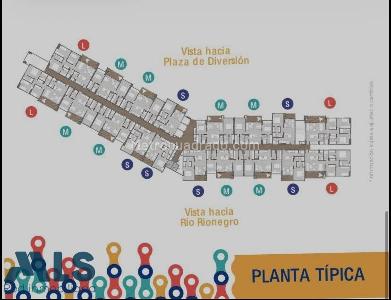 Apartamento de 2 alcobas en venta en San Nicolas, Rionegro, 74 m² · foto 4 de 8