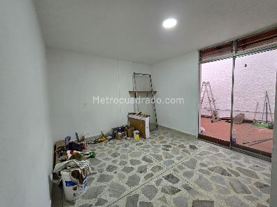 Apartamento de 1 alcoba en venta en Suramericana, Medellín, 60 m² · foto 4 de 8