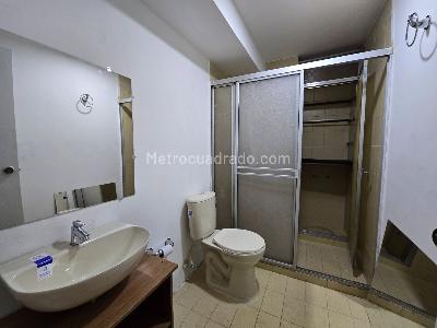 Apartamento de 1 alcoba en venta en Suramericana, Medellín, 60 m² · foto 7 de 8