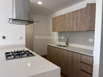 Apartamento de 1 alcoba en venta en San Nicolas, Rionegro, 58 m² · foto 2 de 15