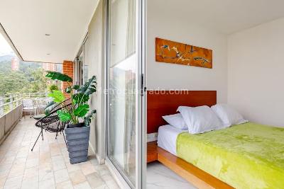 Apartamento en venta en El Tesoro, Medellín · foto 12 de 18