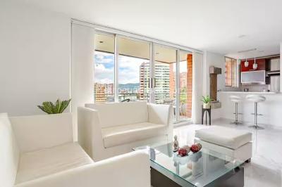 Apartamento en venta en El Tesoro, Medellín · foto 4 de 18