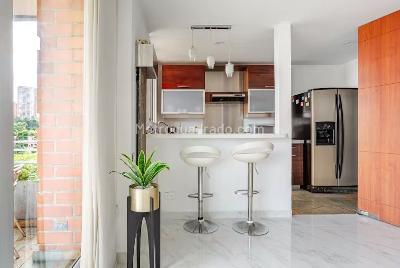 Apartamento en venta en El Tesoro, Medellín · foto 7 de 18