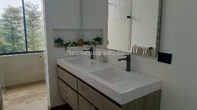 Casa de 3 alcobas en venta en Alto De El Escobero, Envigado, 260 m² · foto 16 de 16
