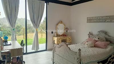 Casa de 3 alcobas en venta en Alto De El Escobero, Envigado, 260 m² · foto 9 de 16
