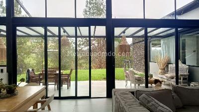 Casa de 3 alcobas en venta en Alto De El Escobero, Envigado, 260 m² · foto 3 de 16