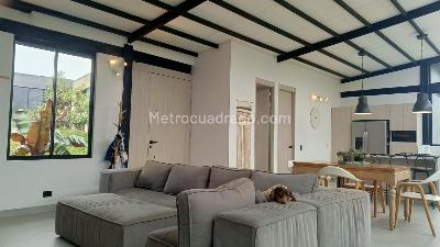Casa de 3 alcobas en venta en Alto De El Escobero, Envigado, 260 m² · foto 5 de 16