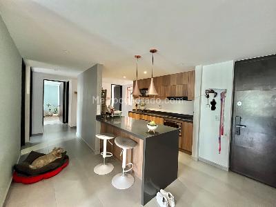 Apartamento en venta en La Aguacatala, Medellín · foto 5 de 16