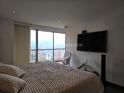 Apartamento de 2 alcobas en venta en El Poblado, Medellín, 189 m² · foto 18 de 20