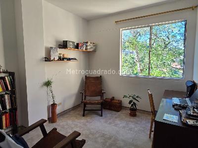 Apartamento en venta en Calasanz, Medellín · foto 3 de 14