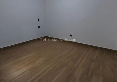 Apartamento de 5 alcobas en venta en Las Acacias, Medellín, 203 m² · foto 11 de 12