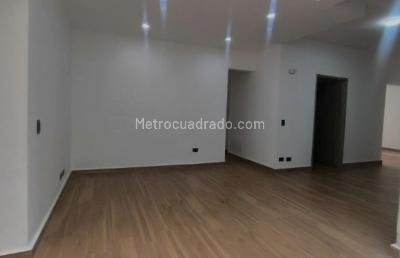 Apartamento de 5 alcobas en venta en Las Acacias, Medellín, 203 m² · foto 3 de 12