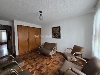 Apartamento en venta en Centro, Medellín · foto 3 de 19