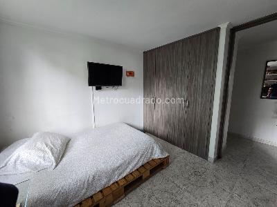 Apartamento de 3 alcobas en venta en El Poblado Manila, Medellín, 74 m² · foto 9 de 17