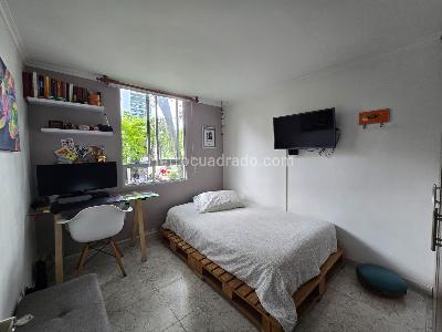 Apartamento de 3 alcobas en venta en El Poblado Manila, Medellín, 74 m² · foto 8 de 17