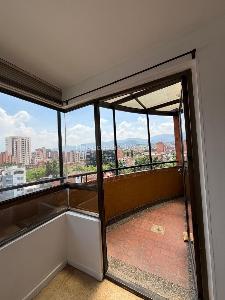 Apartamento en venta en La America, Medellín · foto 8 de 17