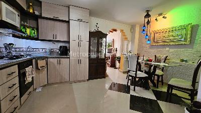 Casa de 3 alcobas en venta en Rosalpi, Bello, 114 m² · foto 10 de 20