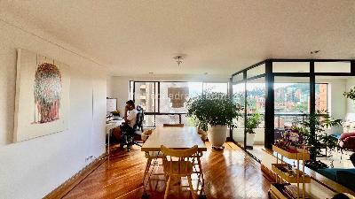 Apartamento de 3 alcobas en venta en El Poblado Las Santas, Medellín, 185 m² · foto 3 de 20