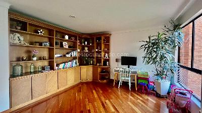 Apartamento de 3 alcobas en venta en El Poblado Las Santas, Medellín, 185 m² · foto 8 de 20