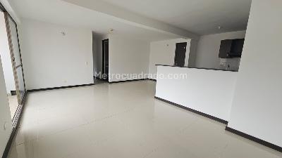 Apartamento de 3 alcobas en venta en Niquia, Bello, 70 m² · foto 3 de 12