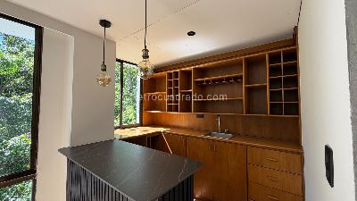 Apartamento de 3 alcobas en venta en Loma Alejandria, Medellín, 267 m² · foto 7 de 18