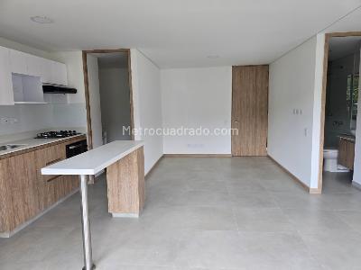 Apartamento en venta en Loma De San Jose, Sabaneta · foto 9 de 17