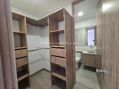 Apartamento en venta en Loma De San Jose, Sabaneta · foto 15 de 17