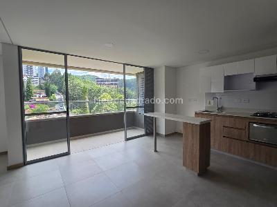 Apartamento en venta en Loma De San Jose, Sabaneta · foto 2 de 17