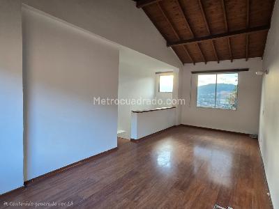 Apartamento en venta en Loma Del Escobero, Envigado · foto 15 de 18