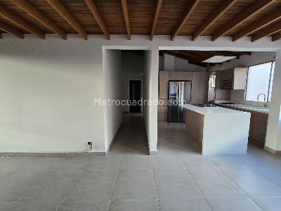 Apartamento en venta en Loma Del Escobero, Envigado · foto 5 de 18