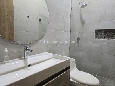 Apartamento en venta en Loma Del Escobero, Envigado · foto 17 de 18
