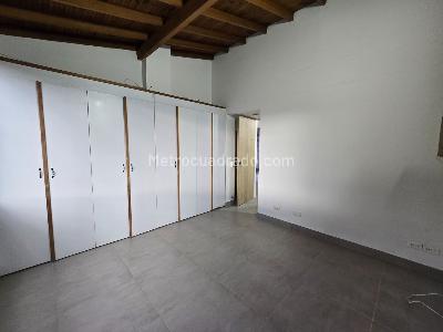 Apartamento en venta en Loma Del Escobero, Envigado · foto 8 de 18