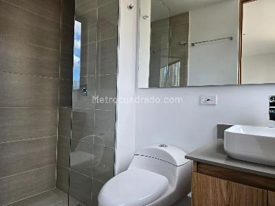 Apartamento de 2 alcobas en venta en V San Jose, Sabaneta, 74 m² · foto 16 de 18