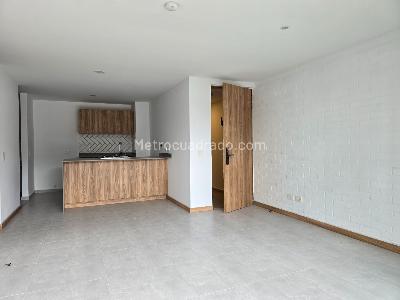 Apartamento de 2 alcobas en venta en V San Jose, Sabaneta, 74 m² · foto 4 de 18
