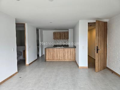 Apartamento de 2 alcobas en venta en V San Jose, Sabaneta, 74 m² · foto 5 de 18