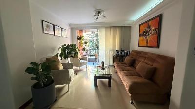 Apartamento en venta en Laureles, Medellín · foto 4 de 15
