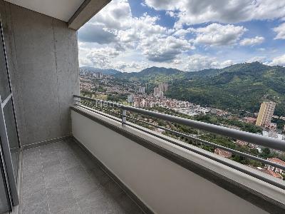 Apartamento de 3 alcobas en venta en Ditaires, Itagüí, 65 m² · foto 2 de 17